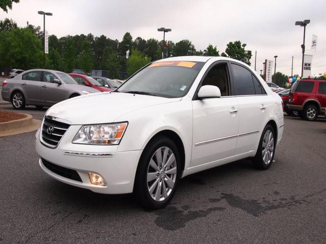 Photo of 2010 Hyundai Sonata