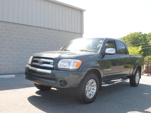 Photo of 2005 Toyota Tundra