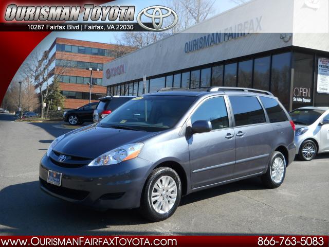 Photo of 2009 Toyota Sienna