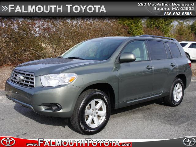 Photo of 2010 Toyota Highlander