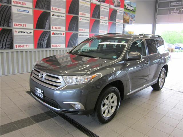 Photo of 2011 Toyota Highlander
