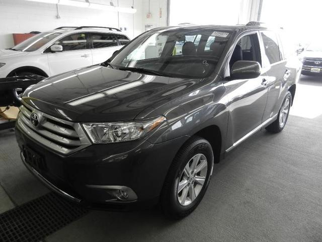 Photo of 2011 Toyota Highlander