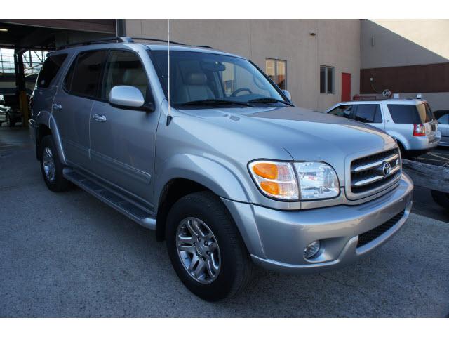 Photo of 2003 Toyota Sequoia