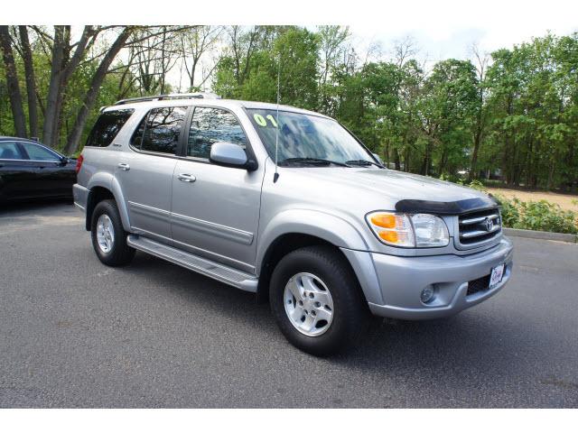 Photo of 2001 Toyota Sequoia