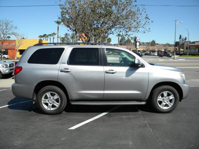 Photo of 2008 Toyota Sequoia