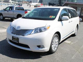 Photo of 2012 Toyota Sienna