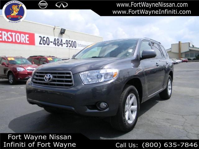 Photo of 2010 Toyota Highlander