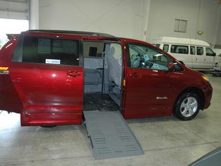 Photo of 2012 Toyota Sienna