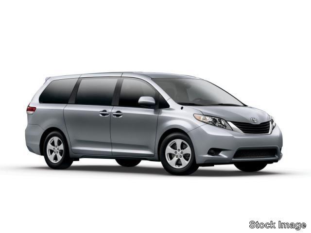 Photo of 2012 Toyota Sienna