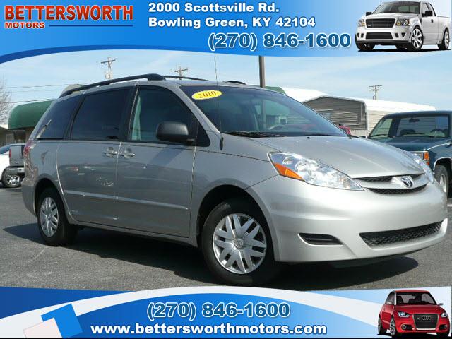 Photo of 2010 Toyota Sienna