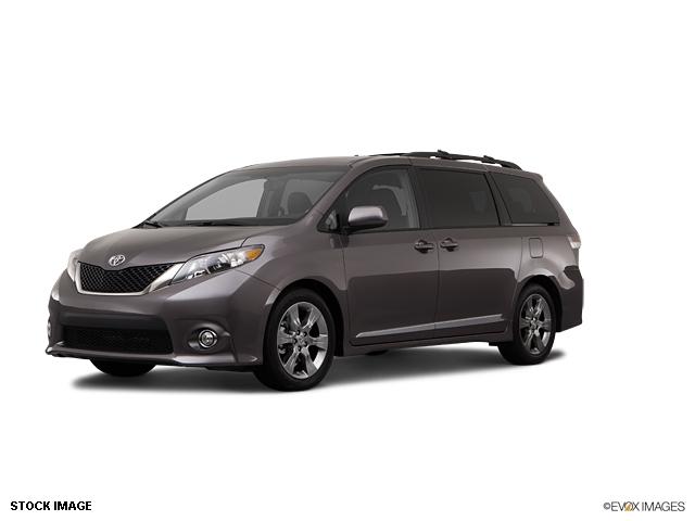 Photo of 2012 Toyota Sienna