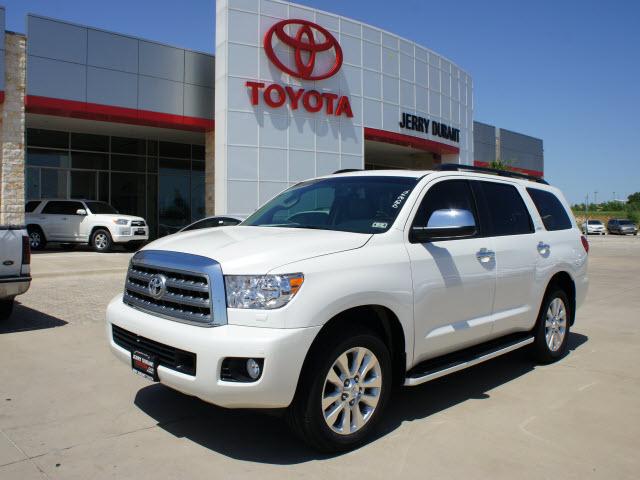 Photo of 2012 Toyota Sequoia