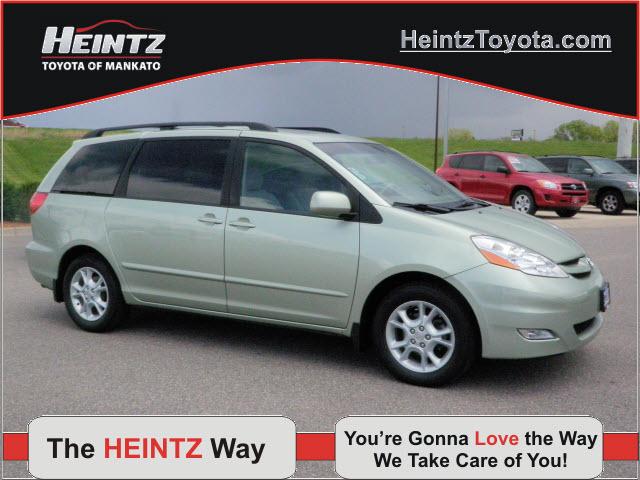 Photo of 2006 Toyota Sienna
