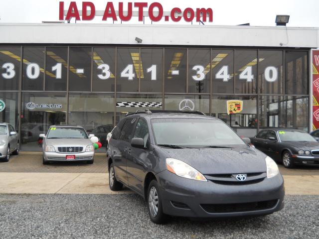 Photo of 2006 Toyota Sienna