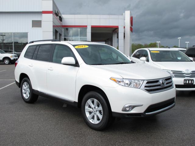 Photo of 2012 Toyota Highlander