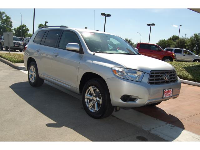 Photo of 2010 Toyota Highlander