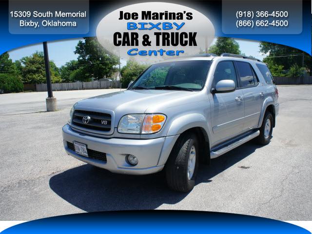 Photo of 2002 Toyota Sequoia