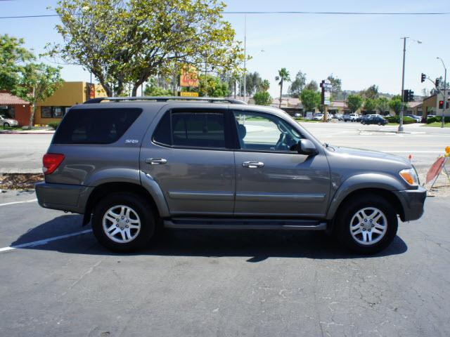Photo of 2006 Toyota Sequoia