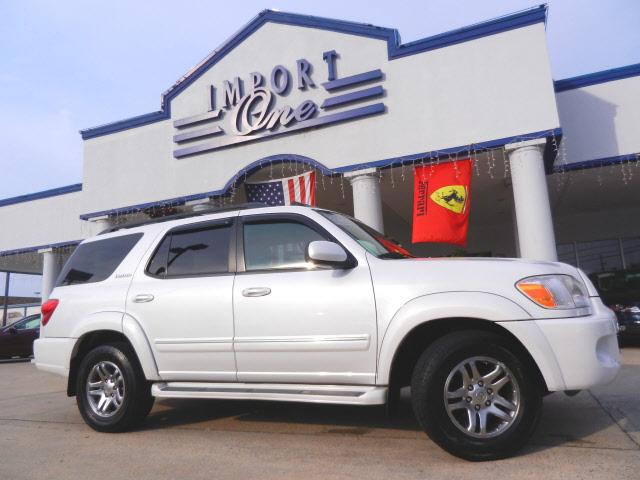 Photo of 2005 Toyota Sequoia