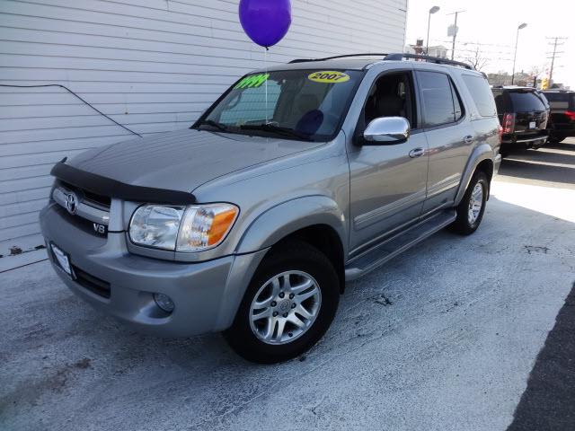 Photo of 2007 Toyota Sequoia