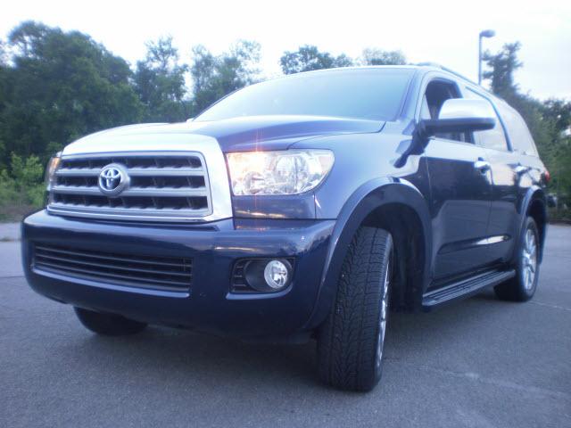Photo of 2008 Toyota Sequoia