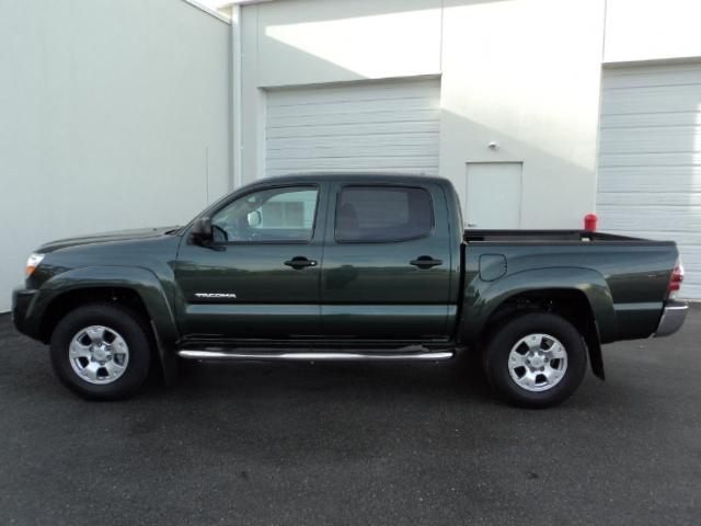 Photo of 2010 Toyota Tacoma
