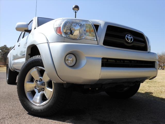 Photo of 2008 Toyota Tacoma