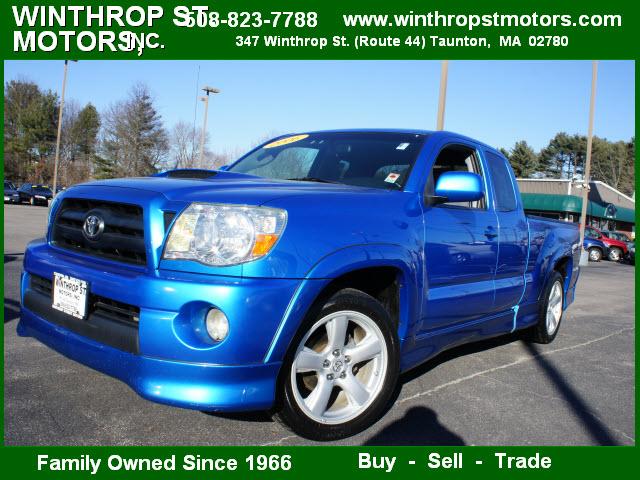 Photo of 2006 Toyota Tacoma