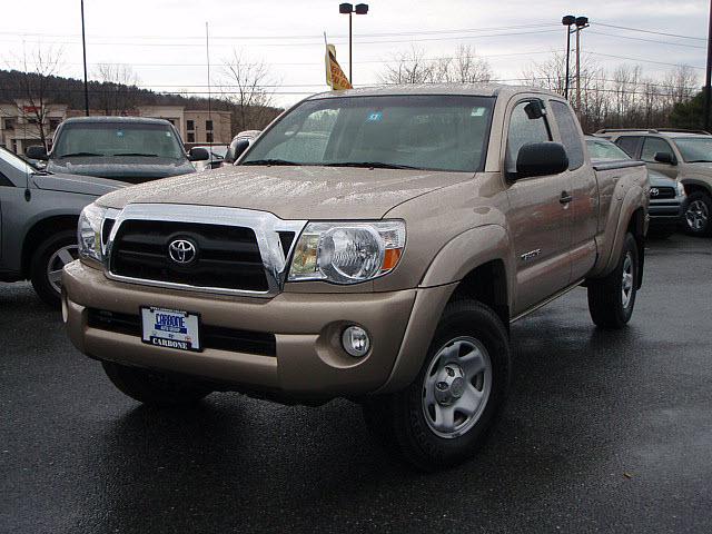 Photo of 2006 Toyota Tacoma