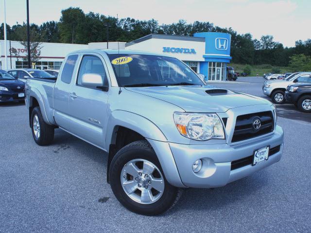 Photo of 2007 Toyota Tacoma