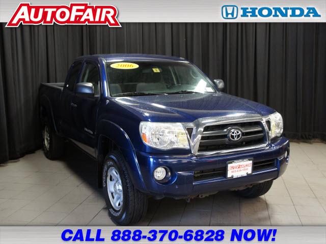 Photo of 2006 Toyota Tacoma