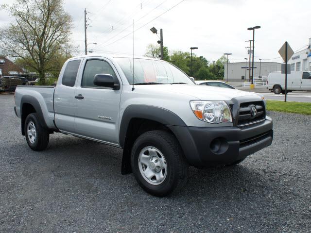 Photo of 2008 Toyota Tacoma