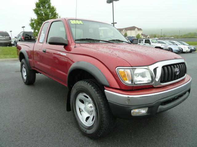 Photo of 2004 Toyota Tacoma