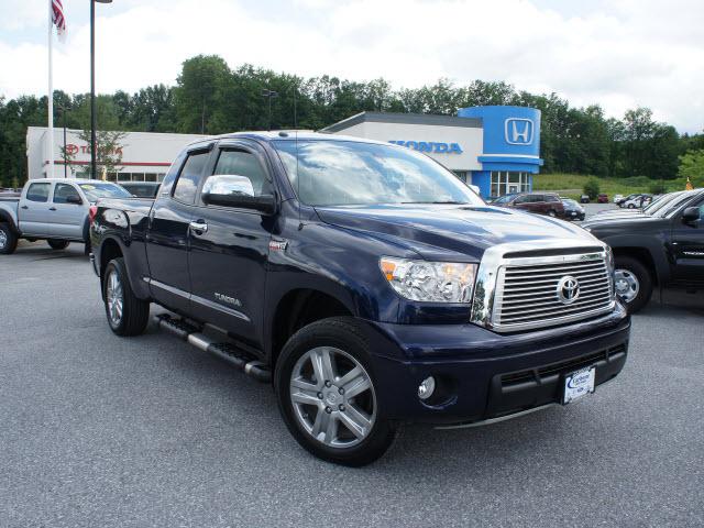 Photo of 2010 Toyota Tundra