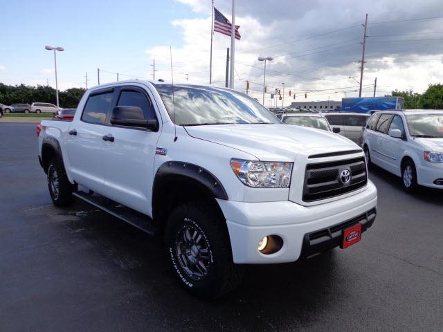 Photo of 2011 Toyota Tundra