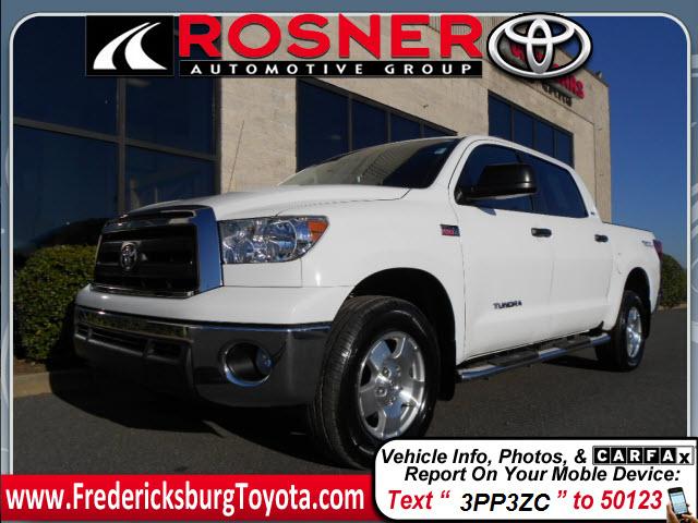 Photo of 2011 Toyota Tundra