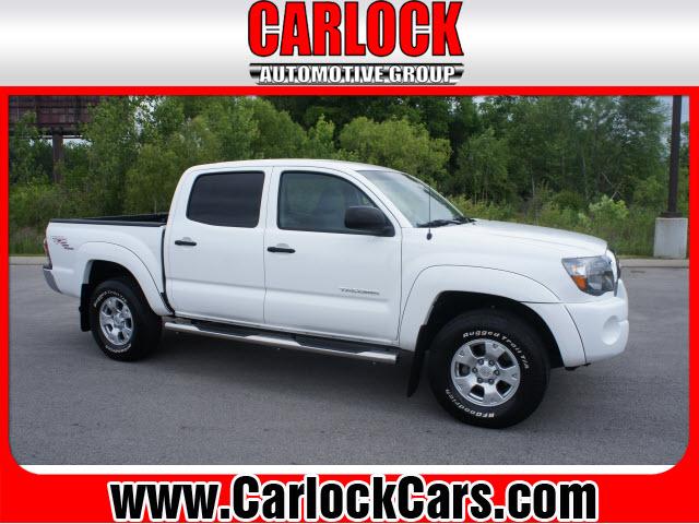 Photo of 2011 Toyota Tacoma
