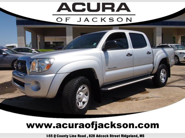 Photo of 2011 Toyota Tacoma
