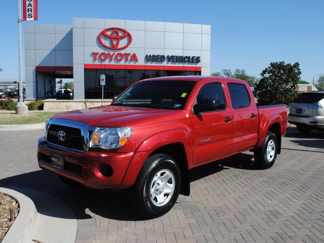 Photo of 2011 Toyota Tacoma