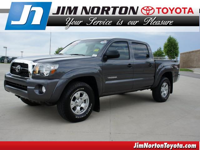 Photo of 2011 Toyota Tacoma