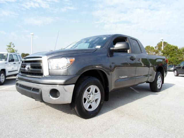 Photo of 2011 Toyota Tundra