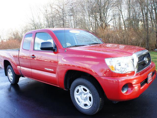 Photo of 2011 Toyota Tacoma