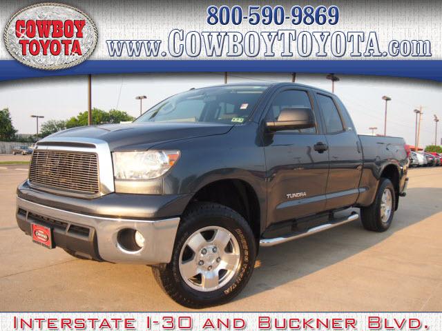 Photo of 2010 Toyota Tundra