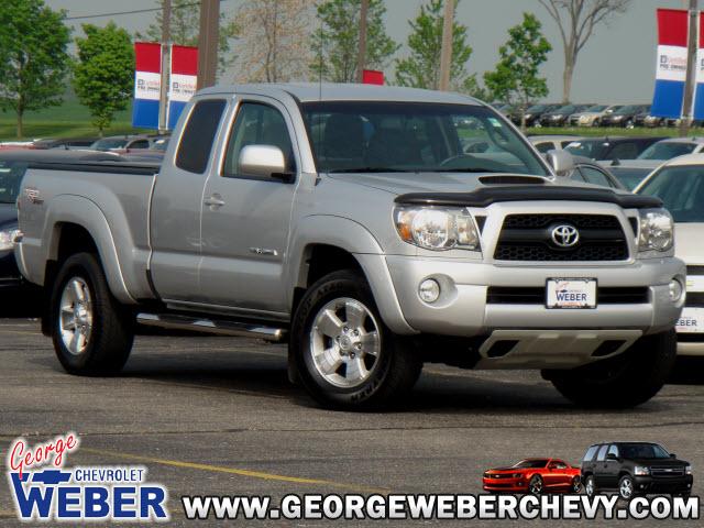 Photo of 2011 Toyota Tacoma