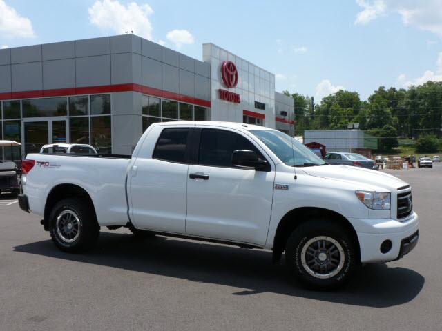Photo of 2010 Toyota Tundra