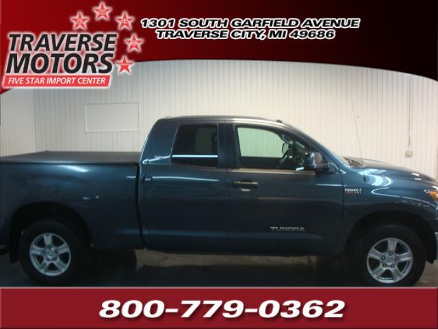 Photo of 2010 Toyota Tundra