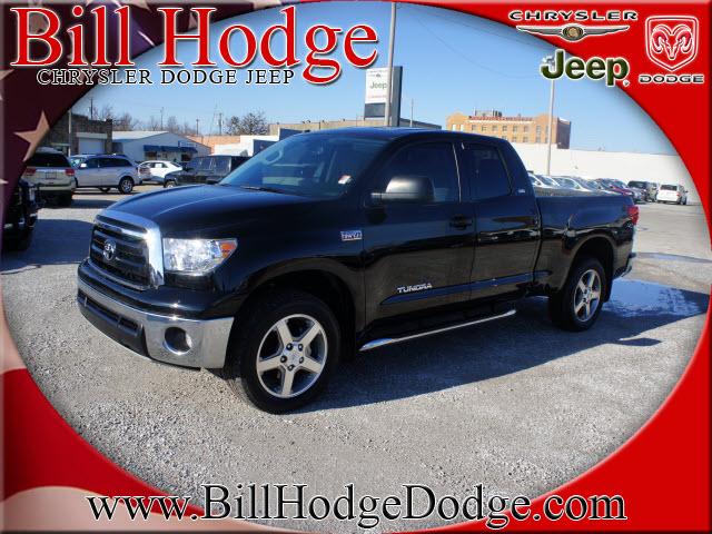 Photo of 2011 Toyota Tundra
