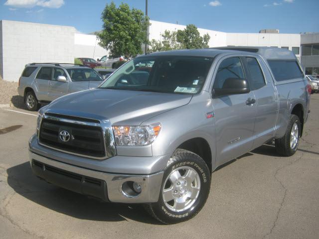 Photo of 2011 Toyota Tundra