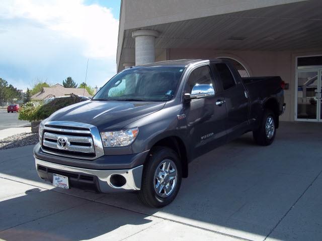 Photo of 2011 Toyota Tundra