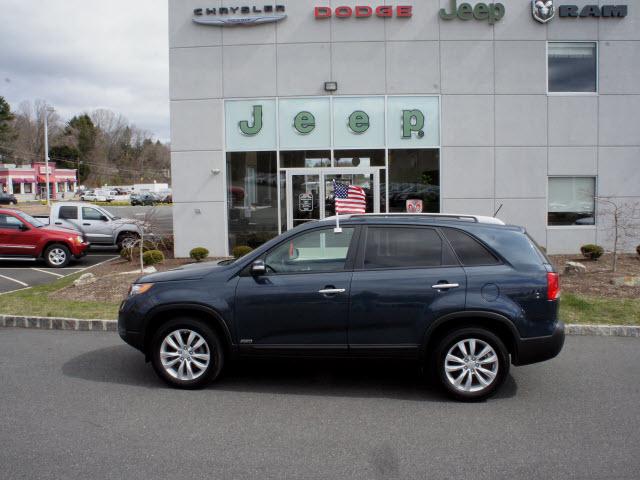 Photo of 2011 Kia Sorento